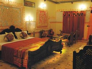 Syna Tiger Resort Tala  Bagian luar foto